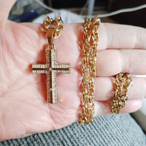 Gold Tone Cross Necklace 24" Chain Clear Crystals Lobster Clasp Faith Jewelry - Picture 7 of 8